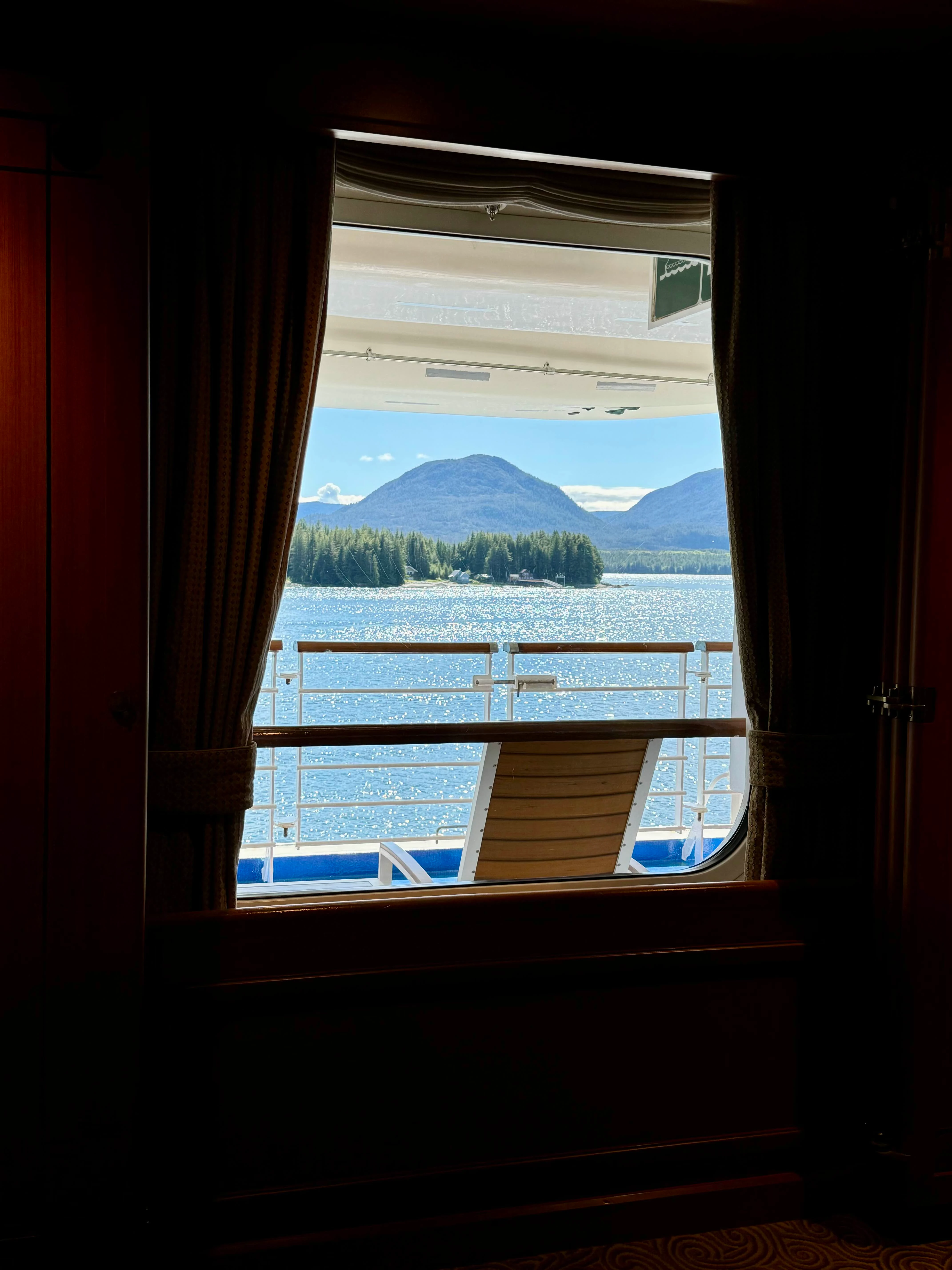 Holly Burns travel photo